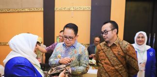 Misi Dagang Jatim di Bali Catatkan Rekor Transaksi Tertinggi, Capai Rp425 miliar Misi Dagang Jatim di Bali Catatkan Rekor Transaksi Tertinggi, Capai Rp425 miliar (foto : ist)