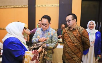 Misi Dagang Jatim di Bali Catatkan Rekor Transaksi Tertinggi, Capai Rp425 miliar Misi Dagang Jatim di Bali Catatkan Rekor Transaksi Tertinggi, Capai Rp425 miliar (foto : ist)