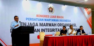 Hendry Bangun Tumbang, Zulmansyah Ketum PWI Pusat Periode 2024-2028 Hasil KLB Jakarta Hendry Bangun Tumbang, Zulmansyah Ketum PWI Pusat Periode 2024-2028 Hasil KLB Jakarta (foto : ist)