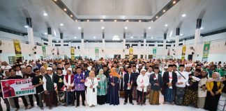 Relawan Khofifah-Emil Se-Bondowoso Deklarasi Kebulatan Tekad Menangkan di Pilgub Jatim 2024 Relawan Khofifah-Emil Se-Bondowoso Deklarasi Kebulatan Tekad Menangkan di Pilgub Jatim 2024 (foto : ist)