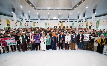 Relawan Khofifah-Emil Se-Bondowoso Deklarasi Kebulatan Tekad Menangkan di Pilgub Jatim 2024 Relawan Khofifah-Emil Se-Bondowoso Deklarasi Kebulatan Tekad Menangkan di Pilgub Jatim 2024 (foto : ist)