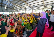Pekerja Jatim Siap Menangkan Khofifah, Bentuk Terima Kasih Kuota Pendidikan Khusus Anak Buruh Pekerja Jatim Siap Menangkan Khofifah, Bentuk Terima Kasih Kuota Pendidikan Khusus Anak Buruh (foto : ist)