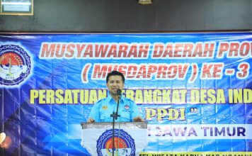Wagub Emil Ajak PPDI Jatim Sukseskan Koperasi Merah Putih sebagai Motor Penggerak Ekonomi Desa Wagub Emil Ajak PPDI Jatim Sukseskan Koperasi Merah Putih sebagai Motor Penggerak Ekonomi Desa (foto : ist)