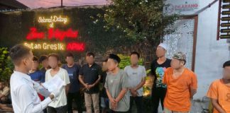 Atasi Kepadatan Hunian, Rutan Gresik Lakukan Pemindahan 20 Warga Binaan