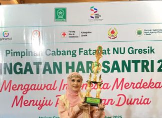 PAC Fatayat NU Sidayu Ukir Prestasi Gemilang, Jadi Inspirasi Busana Muslimah Modern di Hari Santri Nasional 2025