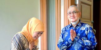 Try Sutrisno Wafat, Gubernur Khofifah Sampaikan Duka Cita Mendalam, Ajak Masyarakat Jatim Kibarkan Bendera Setengah Tiang Dua Hari