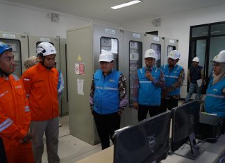 Dukung Iklim Perindustrian, Komisaris PLN Tinjau Kesiapan Infrastruktur Gardu Induk Penopang Kawasan Ekonomi Khusus di Gresik