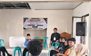 Robbah Khunaifih Ajak Kader HMI Gresik Kawal Data Pemilih dan Jaga Marwah Demokrasi