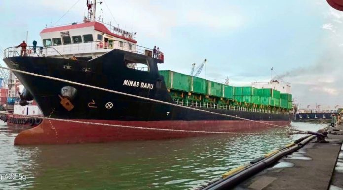 KSOP Utama Tanjung Perak Surabaya dan PT Terminal Teluk Lamong Uji Coba Zona Labuh 2 (EAZI), Upaya Pangkas Waktu Tunggu Kapal di Tanjung Perak