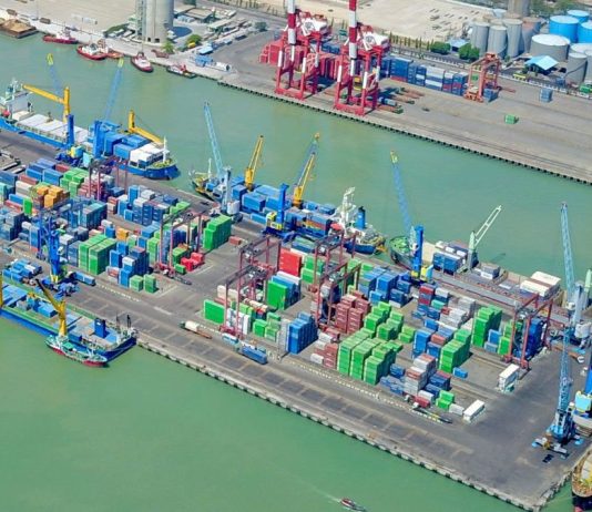 Terminal Teluk Lamong Catat Throughtput 1,2 Juta TEUs, Tumbuh 13% : Perkuat Jawa Timur Sebagai Gerbang Baru Nusantara dan Hub Logisitik Internasional