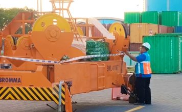 PT Terminal Teluk Lamong Perkuat Kapasitas TPK Nilam Melalui Penambahan E-RTG Ramah Lingkungan