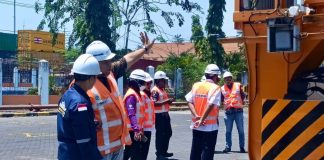 KSOP Utama Tanjung Perak Tinjau Kesiapan E-RTG Baru di Terminal Petikemas Nilam